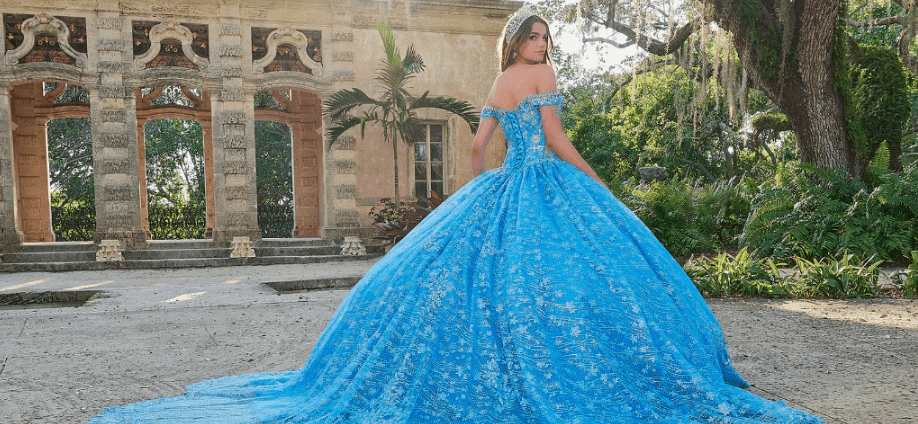 Why Are Quinceanera Dresses So Big and Poofy AMARRA